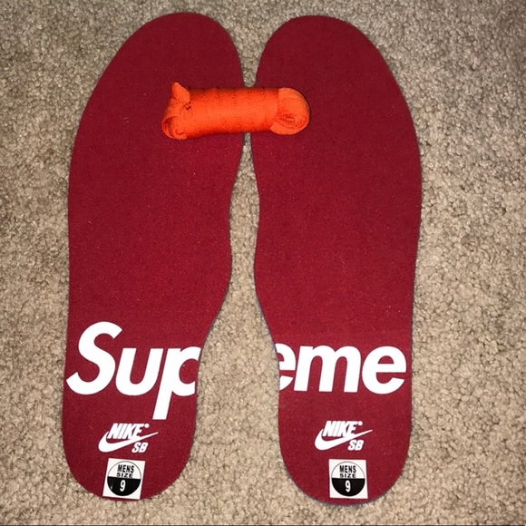 Supreme / Nike SB Air Force 2 - Picture 3 of 3